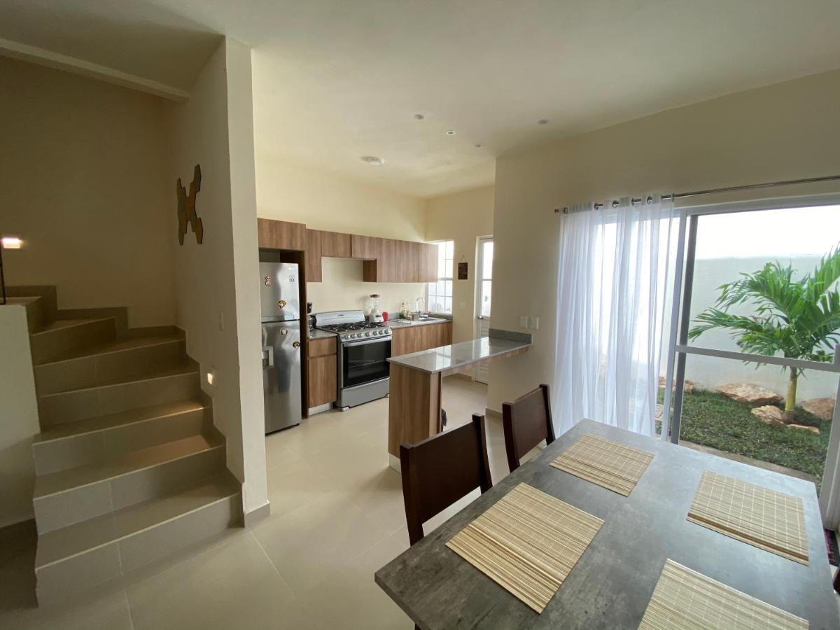 Cozy Family Vacation Home Near The Beach! Playa del Carmen Exterior photo